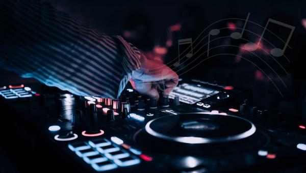 O Maestro Invisível: Como Utilizar a Música para Criar a Atmosfera Perfeita no seu Evento